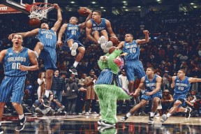 火箭新赛季目标明确主帅信心十足，火箭新赛季球员